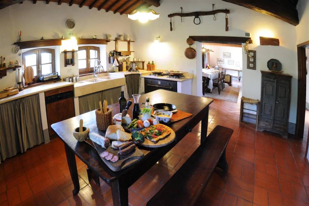 Exclusive Villa Parrano - Countryside With Pool Extérieur photo